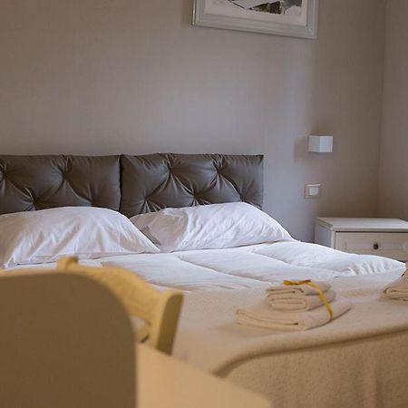 Residenza La Portella Bovino ภายนอก รูปภาพ